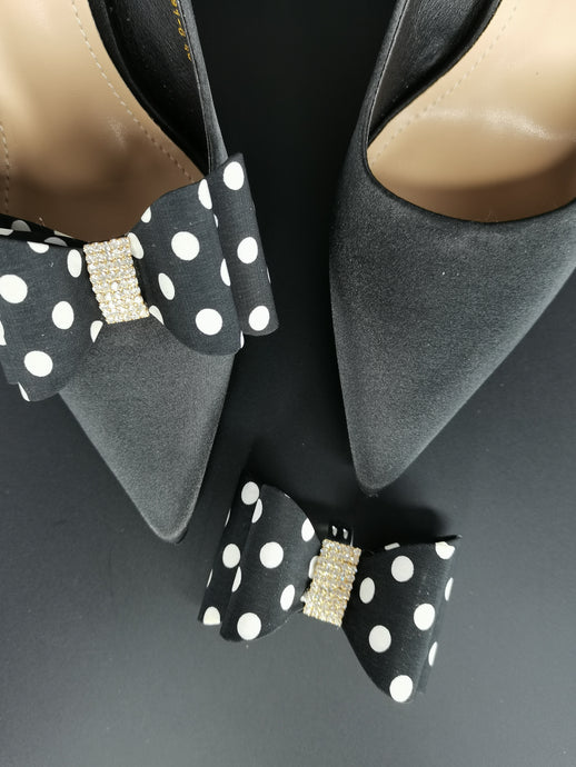 polka dot bow